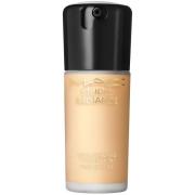 MAC Studio Radiance Serum Powered Foundation 30ml (Various Shades) - N...