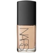 Base de Maquillaje NARS Cosmetics Sheer Glow - Diferentes colores - Fi...