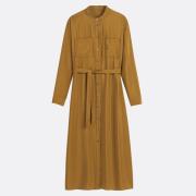 Vestido largo recto con cinturón y cuello mao